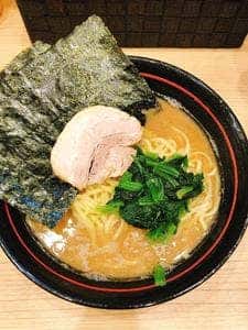家系 麺場寺井
