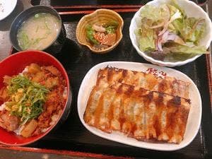 浪花ひとくち餃子 餃々 天満店
