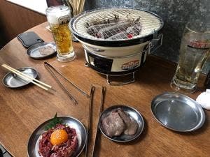 焼肉 モモンジ