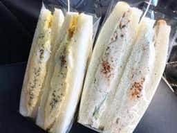 サンドイッチとチョップドサラダ専門店 サムサンド