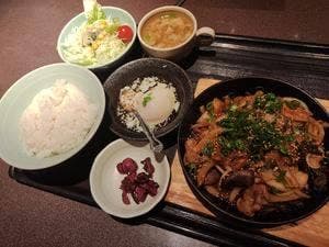 肉処倉なんばパークス店
