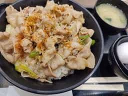 伝説のすた丼屋 Pasar蓮田上り線店