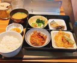 やよい軒 武蔵新城店