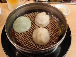 小籠包酒場 えびす 北千住店