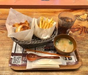 コメコメバーガー長尾店
