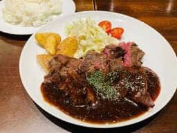 熟成肉バル Carne Rico Katete 新宿店