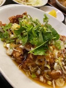 とんとん餃子 華苑飯店