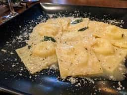 ENOTECA LIONE