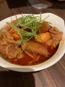 鮪ともつ焼きの店 shigi36