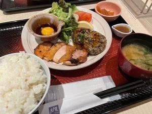大戸屋ごはん処 池袋東口店