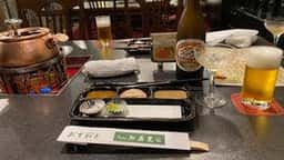 知慕里