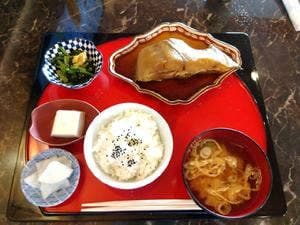 たつ福