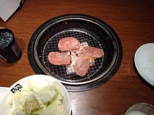 牛角 初生店
