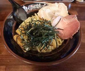 油そばの鉄人 駅前横丁店