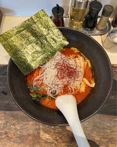 麺飯店 麻辣麻辣