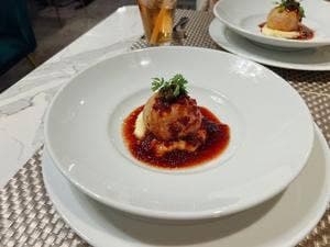 イノベーティブレストラン DELUJO 恵比寿西口店