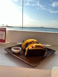 Seaside cafe&bar BuLL's