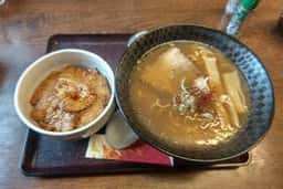 ぶたどん処 ぶた屋