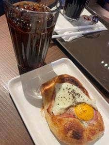 サンマルクカフェ+R 新宿西口駅前店