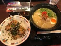 福ちゃんラーメン二川店