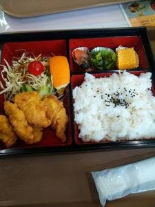 ファミリーレストラン なしか!
