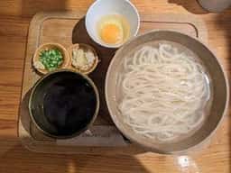 釜揚げうどん くろ