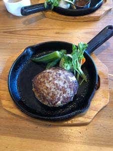津の田ミート LODGE高槻店