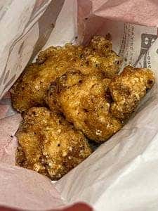 骨付鳥、からあげ、ハイボール がブリチキン。水道橋店