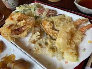 お食事処 いろりばた