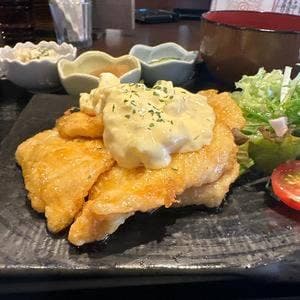 定食×居酒屋 よりどころ