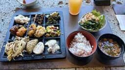 隠れ房 新宿店