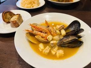 ビストロ パザパ