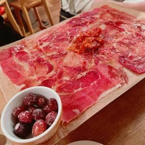 ワインの酒場。ディプント 蒲田店