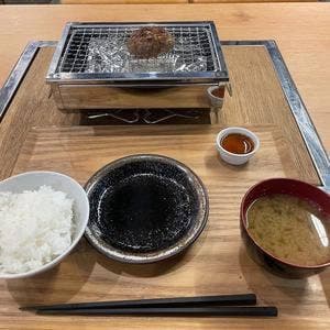 平尾ハンバーグ 白金店