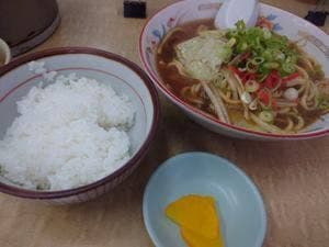 やまびこ食堂