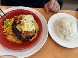 Cafe レストラン ガスト 大東栄和店