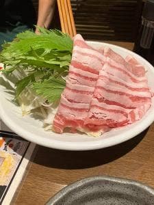 豚○商店 AISHI 新宿店