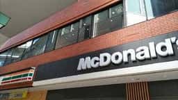 マクドナルド 西日暮里駅前店