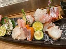 鮨と藁焼き 漁火 三宮店