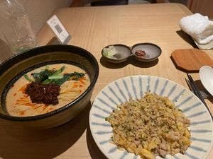 SMART中華赤坂前