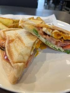 HOT SANDWICH CAFE ESPERANZA