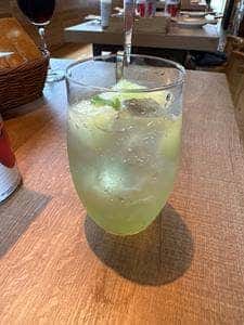 ワインの酒場。ディプント 新宿 三丁目店 東口店