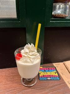 英國酒場 Shake&Chips 東京駅グランスタ八重北