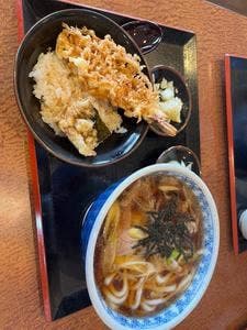 助八そば店