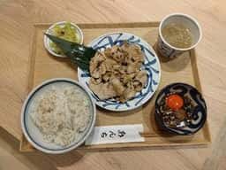 あんちすてーき とろろ麦めし 豚丸 梅田茶屋町店