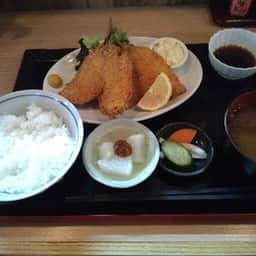 居酒屋 七ツ半