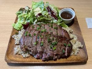 GOLD STEAK HOUSE