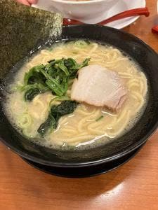 横浜家系ラーメン 若草家