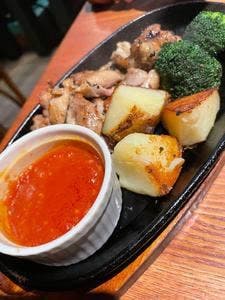 伊菜屋 TAKA