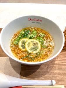 黄金の塩らぁ麺 ドゥエイタリアン 溝口